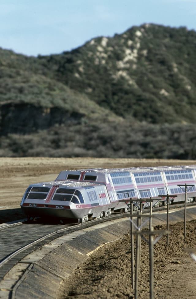 Supertrain