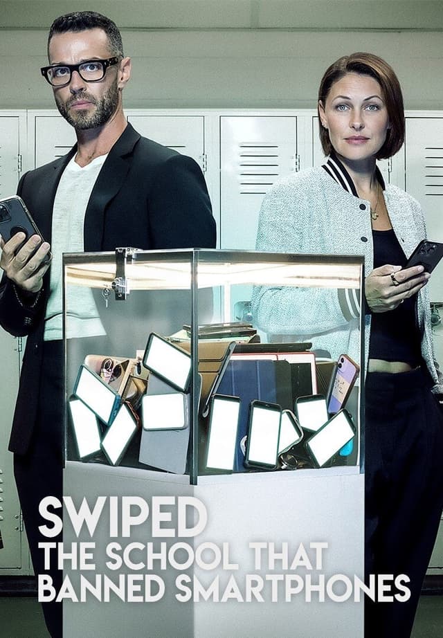 Swiped: The School That Banned Smartphones